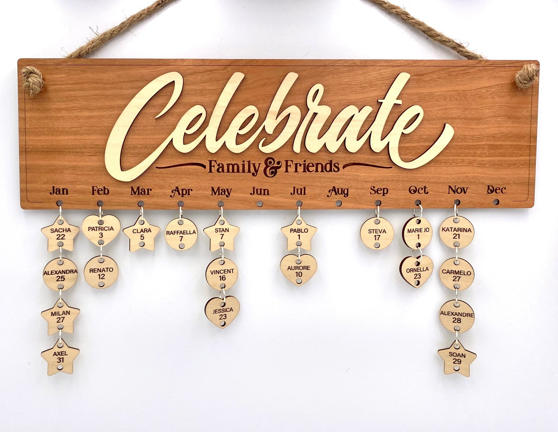 Calendrier d'anniversaire personnalisé en bois